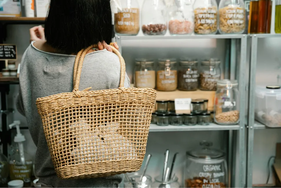 Ditch Plastic Bags: Embrace Reusable Totes for a Greener Future