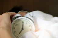 how-to-outsmart-your-snooze-button-without-crying